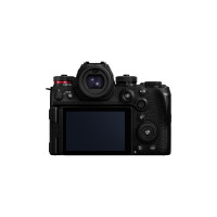 Produktbild för Panasonic Lumix S1RII, 44,3 MP, 16288 x 10848 pixlar, CMOS,...