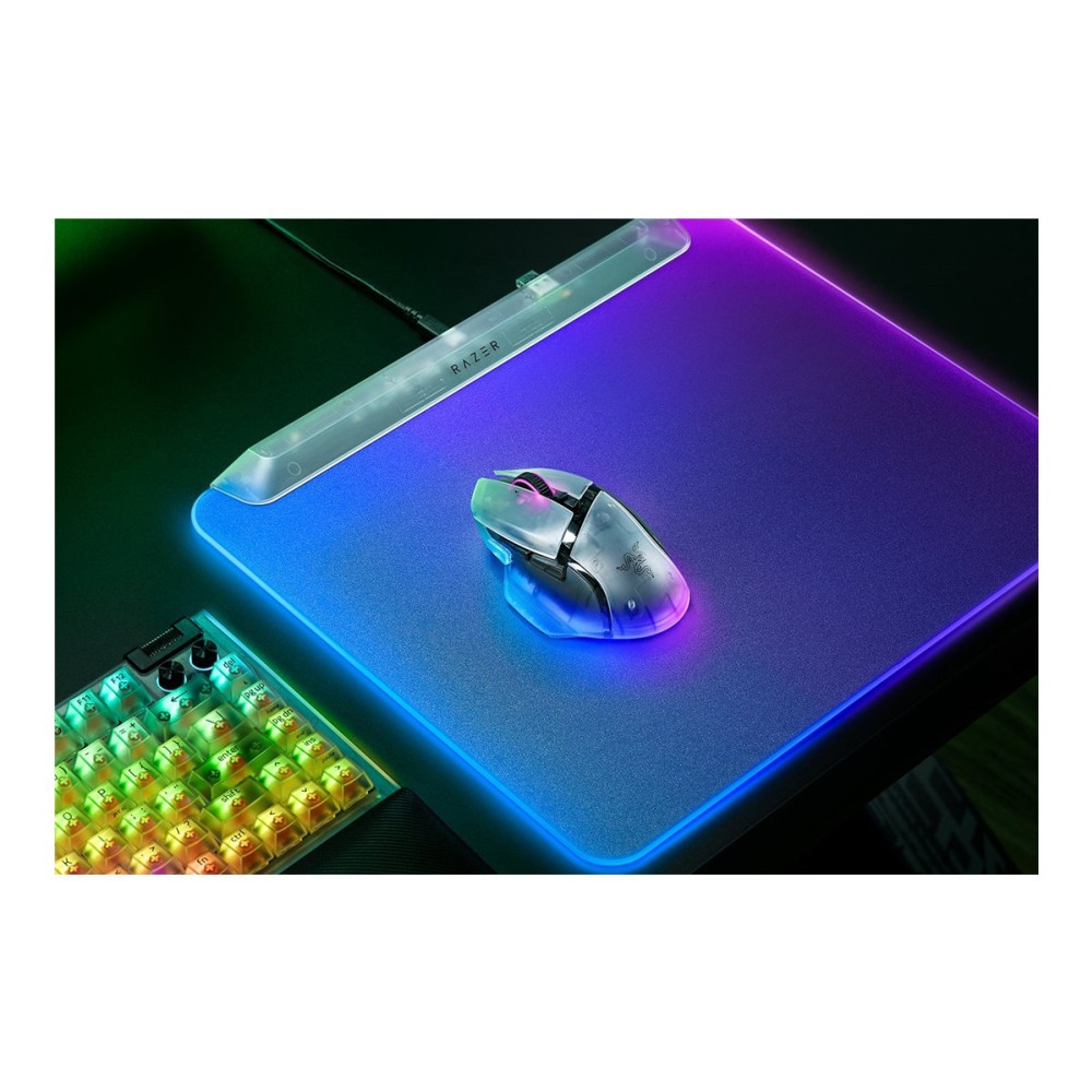 Produktbild för Razer Basilisk V3 pro 35K - Phantom White Edition - mus - Bluetooth, USB-C, 2.4 GHz - vit