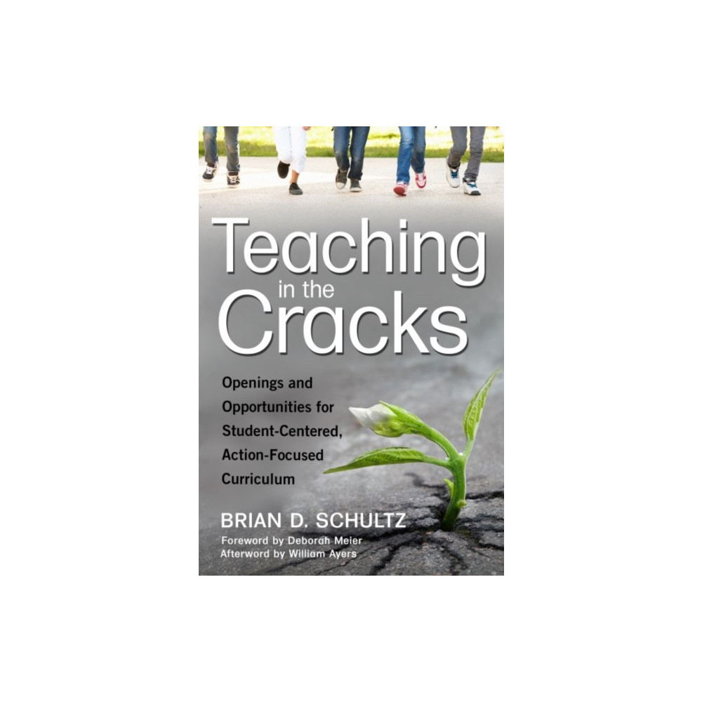 Produktbild för Teaching in the Cracks (häftad, eng)