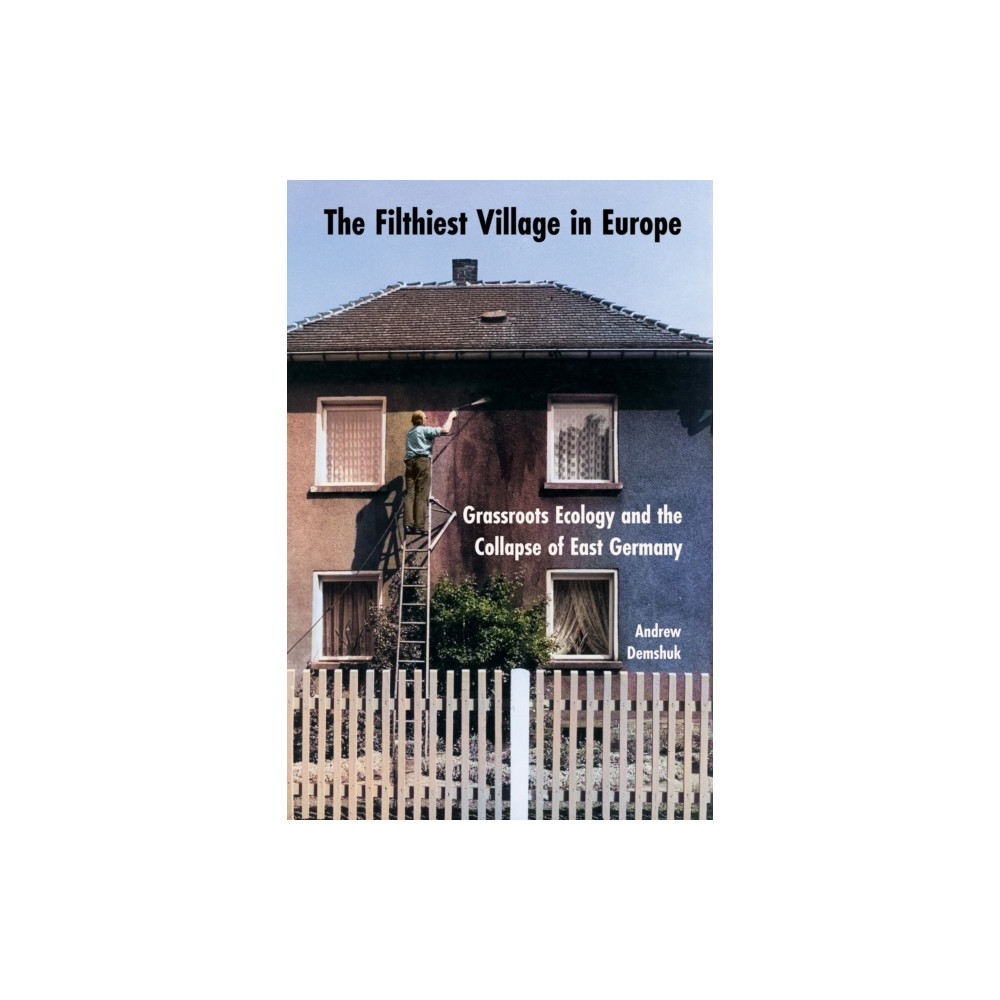 Produktbild för The Filthiest Village in Europe (häftad, eng)