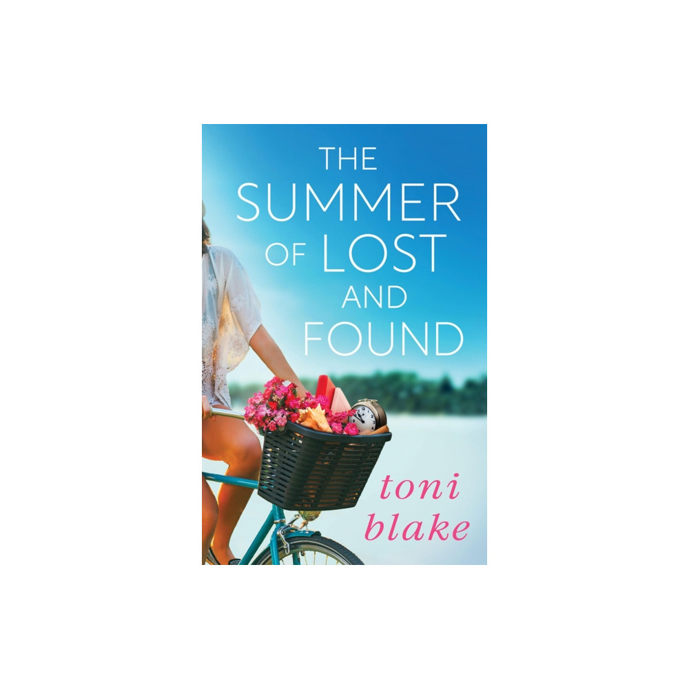 Produktbild för The Summer of Lost and Found (häftad, eng)