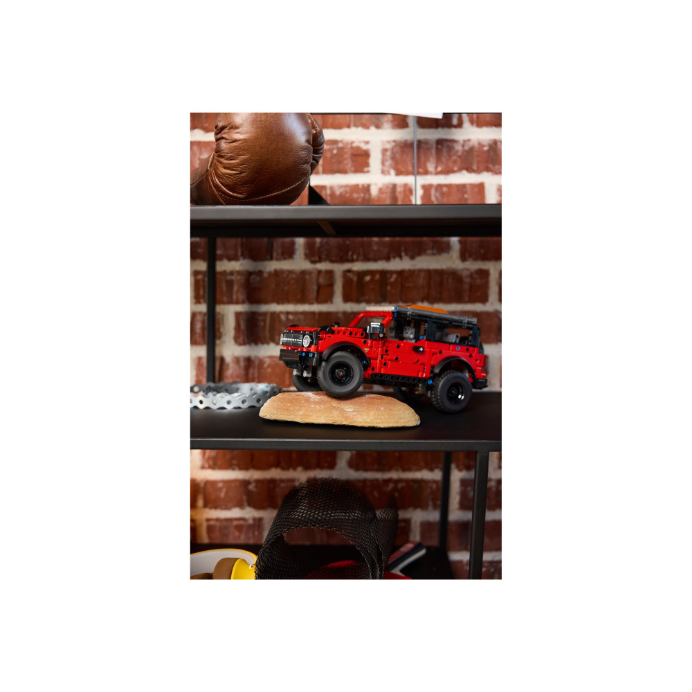 Produktbild för LEGO Technic - Ford Bronco SUV - byggsats