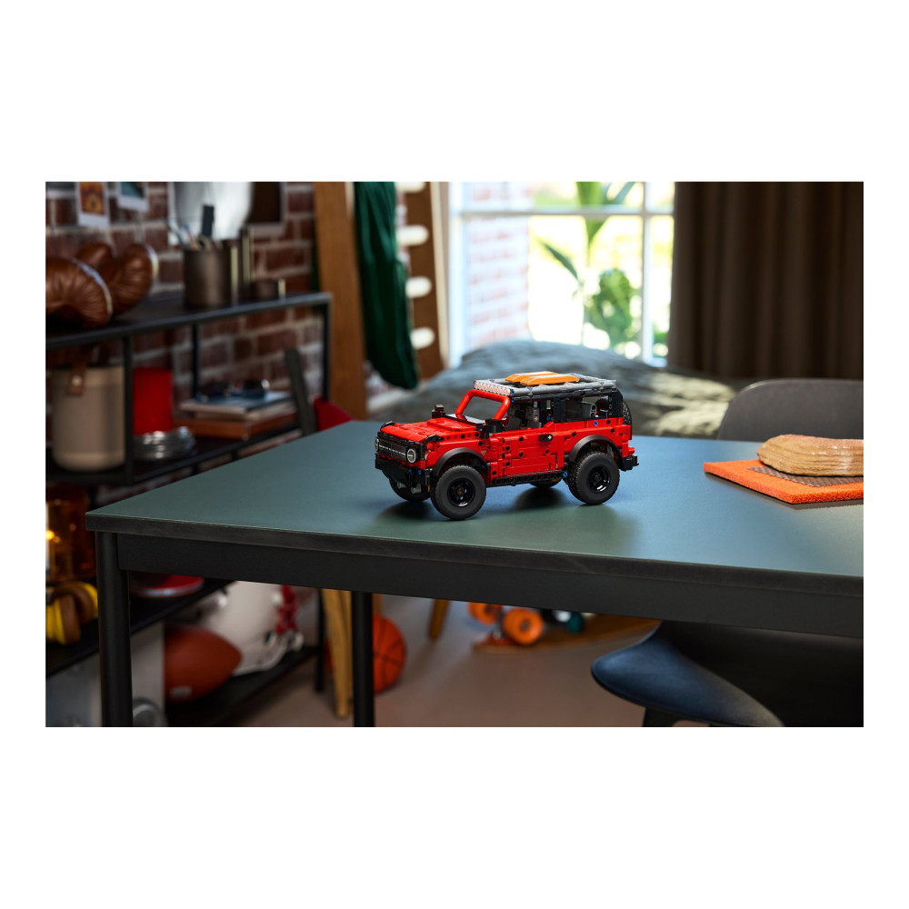 Produktbild för LEGO Technic - Ford Bronco SUV - byggsats