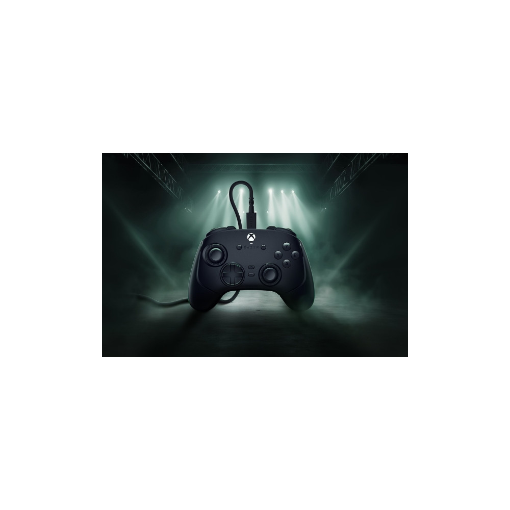 Produktbild för Razer Wolverine V3 - Tournament Edition - spelkontroll - kabelansluten