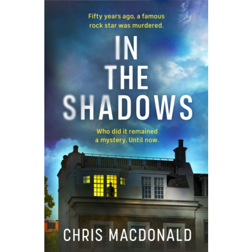 Penguin books ltd In The Shadows (inbunden, eng)