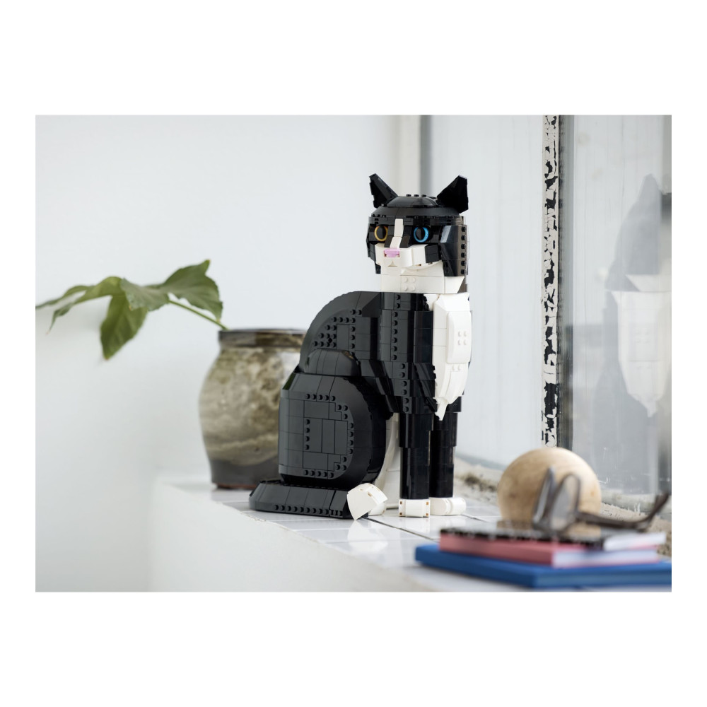 Produktbild för LEGO Ideas 21349 - Frackkatt - byggsats