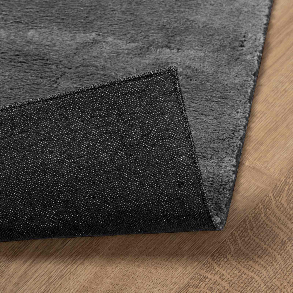 Produktbild för Mellanhög mjuk och tvättbar matta HUARTE Antracit 80 x 1000 cm