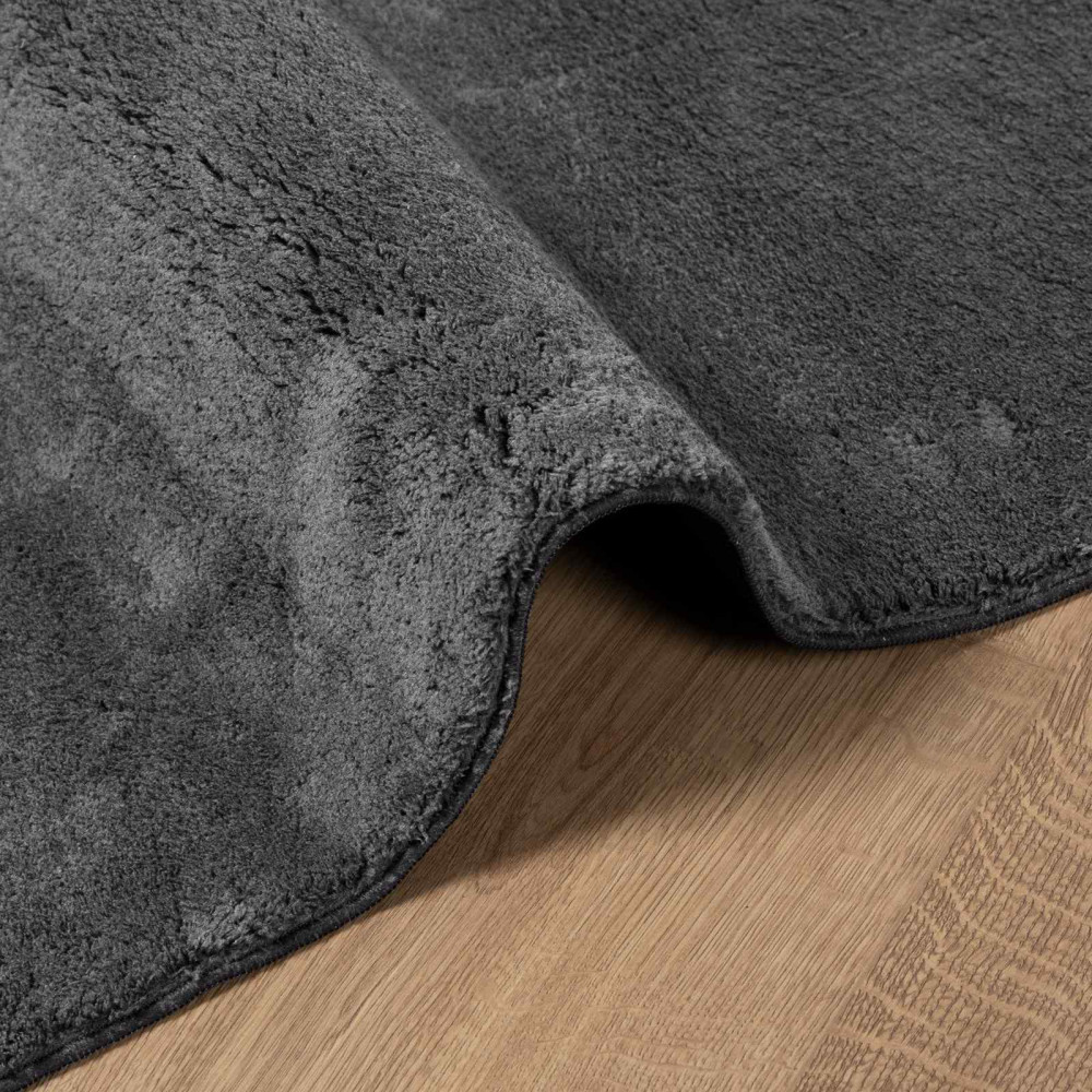 Produktbild för Mellanhög mjuk och tvättbar matta HUARTE Antracit 80 x 1000 cm