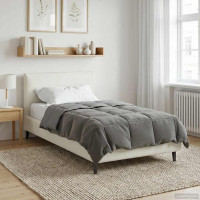 Produktbild för Full Års-Duvet Quiltad Ljusgrå 135 x 220 cm Mikrofiber