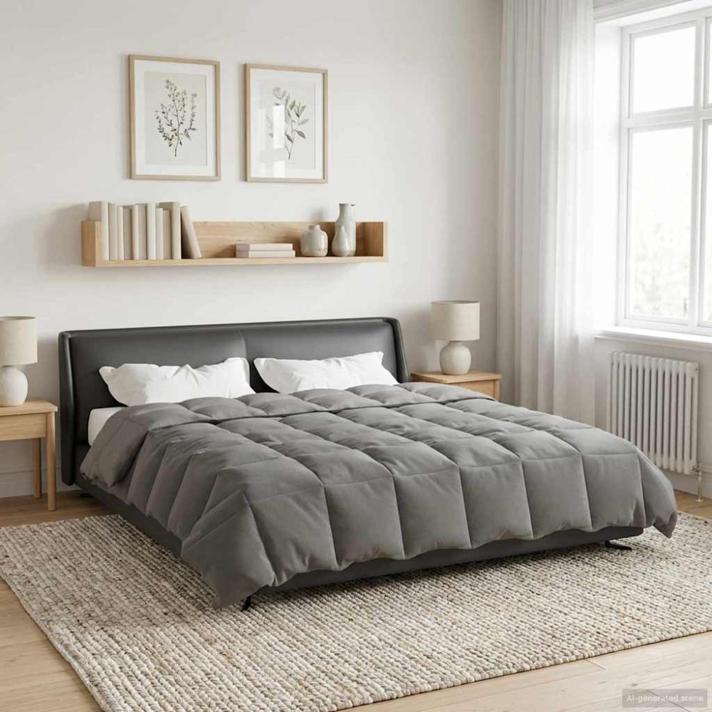 Produktbild för Full Års-Duvet Quiltad Ljusgrå 240 x 260 cm Mikrofiber