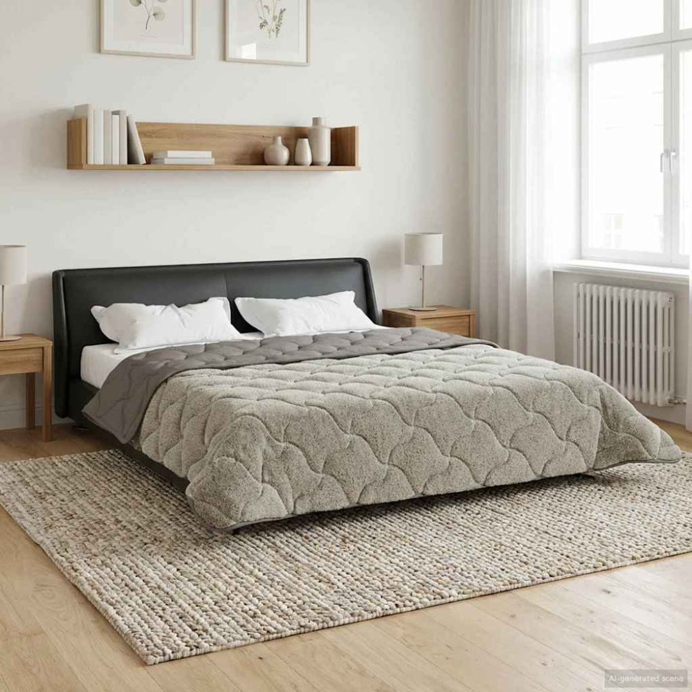 Produktbild för Full Års-Duvet Ljusgrå 220 x 240 cm Mikrofiber och Teddyfleece