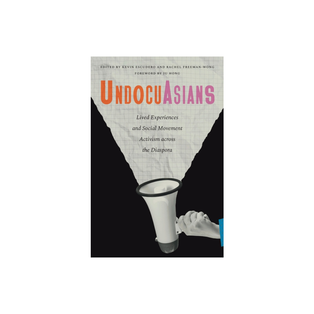 Produktbild för UndocuAsians (häftad, eng)
