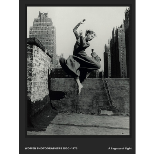 Hatje Cantz Women Photographers 1900 – 1975 (inbunden, eng)