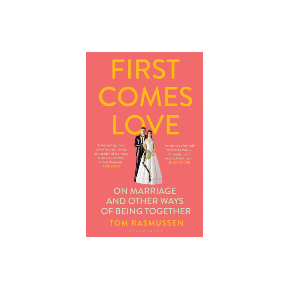 Produktbild för First Comes Love (inbunden, eng)