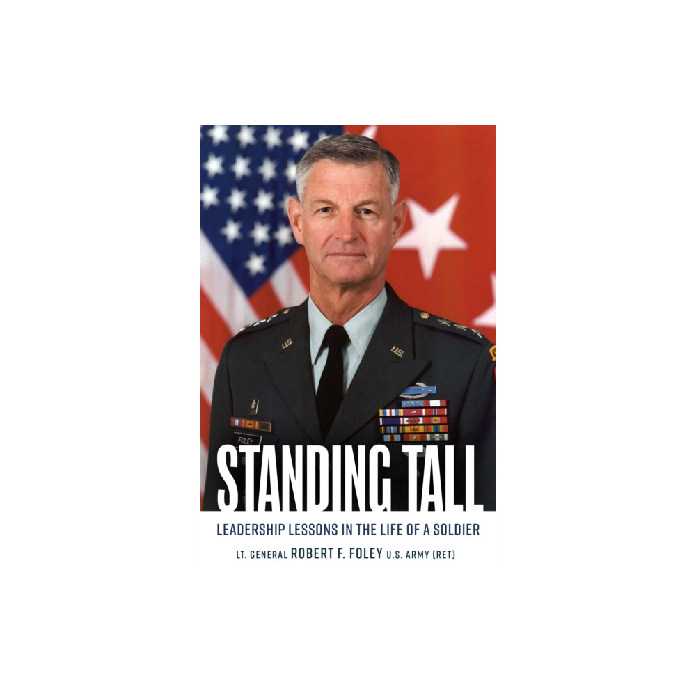 Produktbild för Standing Tall (häftad, eng)