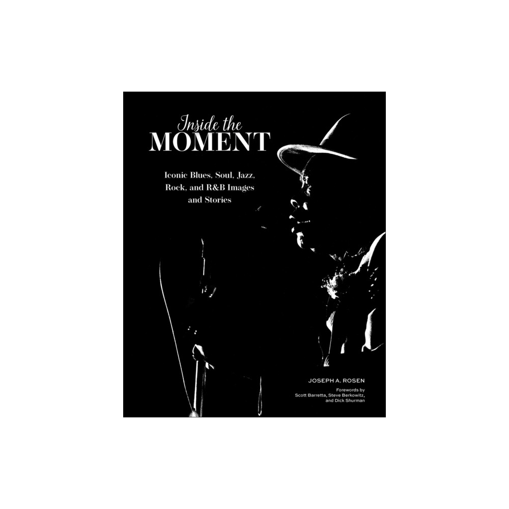 Produktbild för Inside the Moment (inbunden, eng)