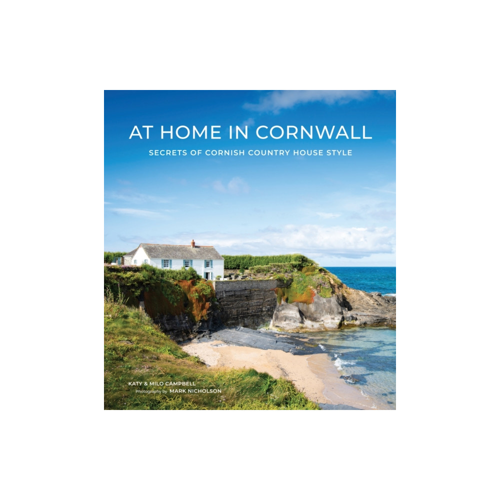 Produktbild för At Home In Cornwall (inbunden, eng)