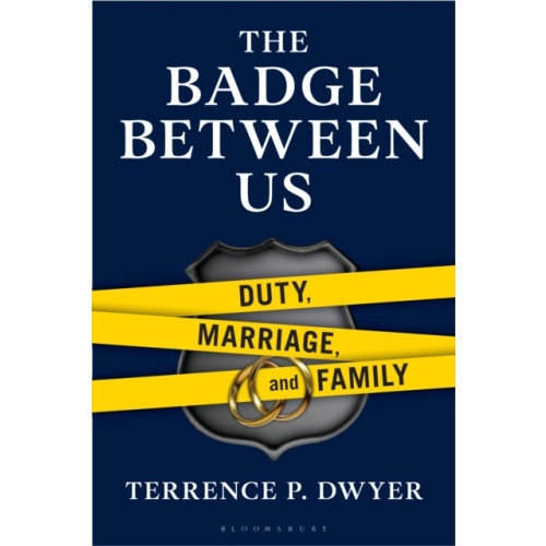 Bloomsbury Publishing PLC The Badge Between Us (inbunden, eng)