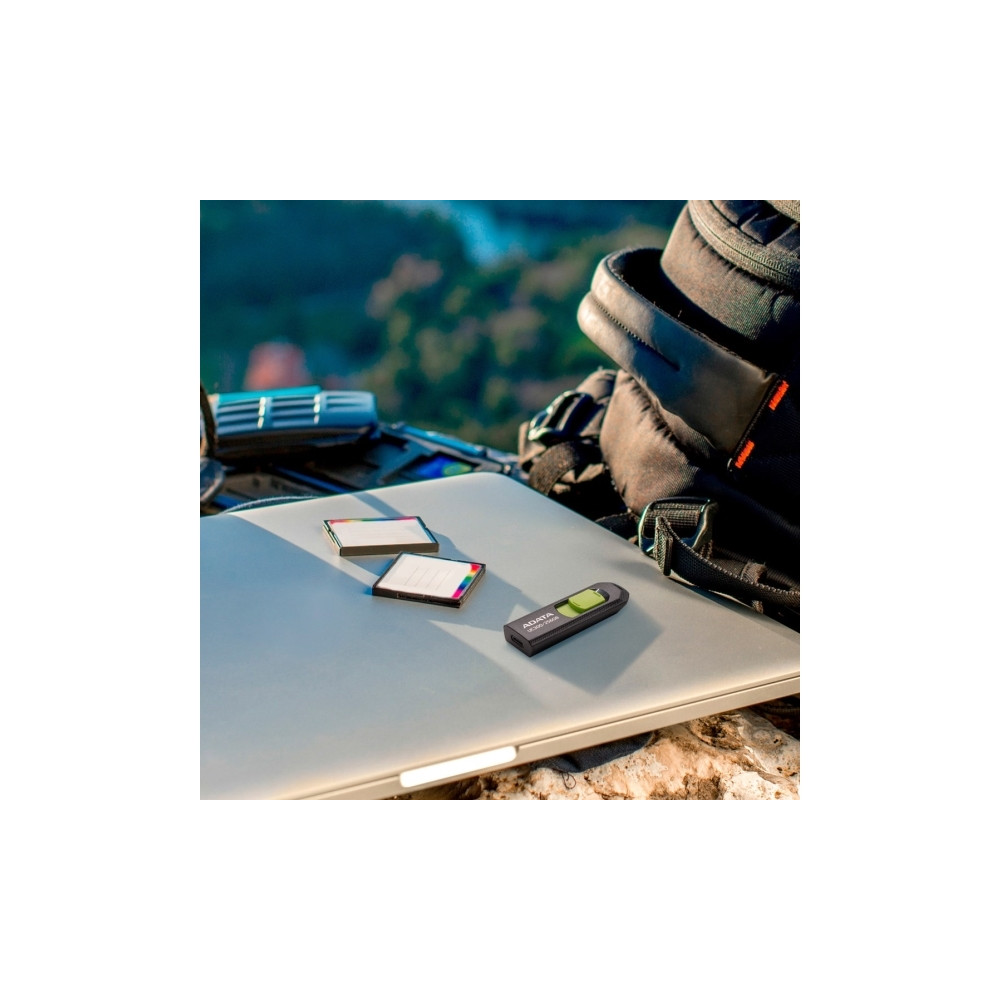 Produktbild för ADATA UC300 - USB flash-enhet - 64 GB