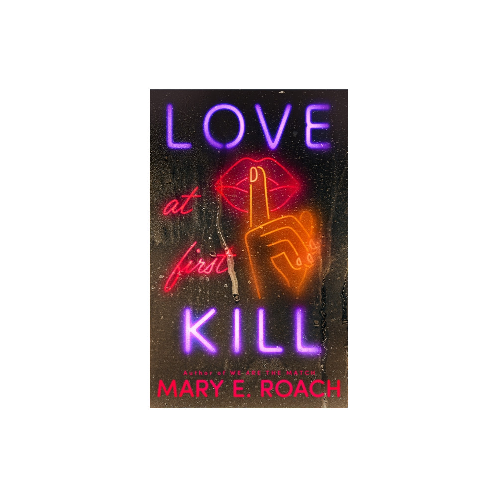 Produktbild för Love at First Kill (häftad, eng)