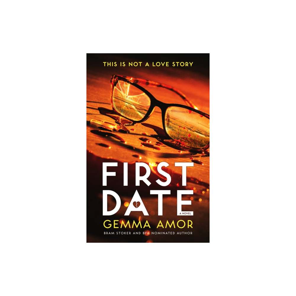 Produktbild för First Date (häftad, eng)