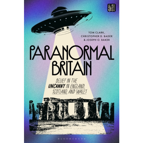 Bloomsbury Publishing PLC Paranormal Britain (häftad, eng)