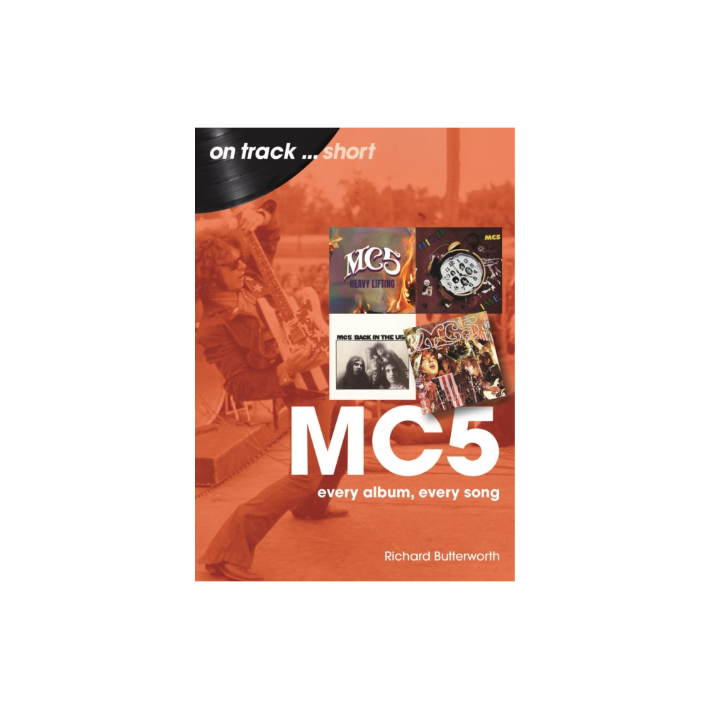 Produktbild för MC5 On Track Short (häftad, eng)