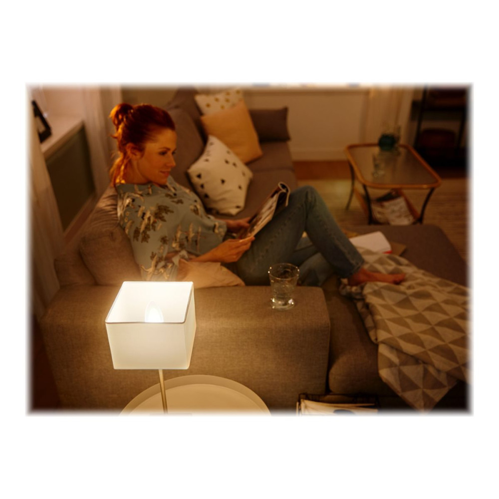 Produktbild för Philips Hue White ambiance - LED-glödlampa - form: B39 - E14 - 4 W - varmt till kallt vitt ljus - 2200-6500 K (paket om 2)