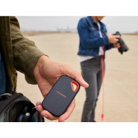 Produktbild för SanDisk Extreme Portable V3 - SSD - 1 TB - USB 3.2 Gen 2x2