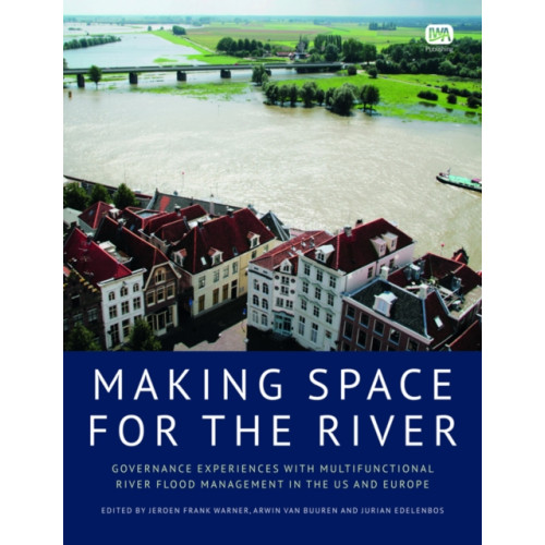 IWA Publishing Making Space for the River (häftad, eng)