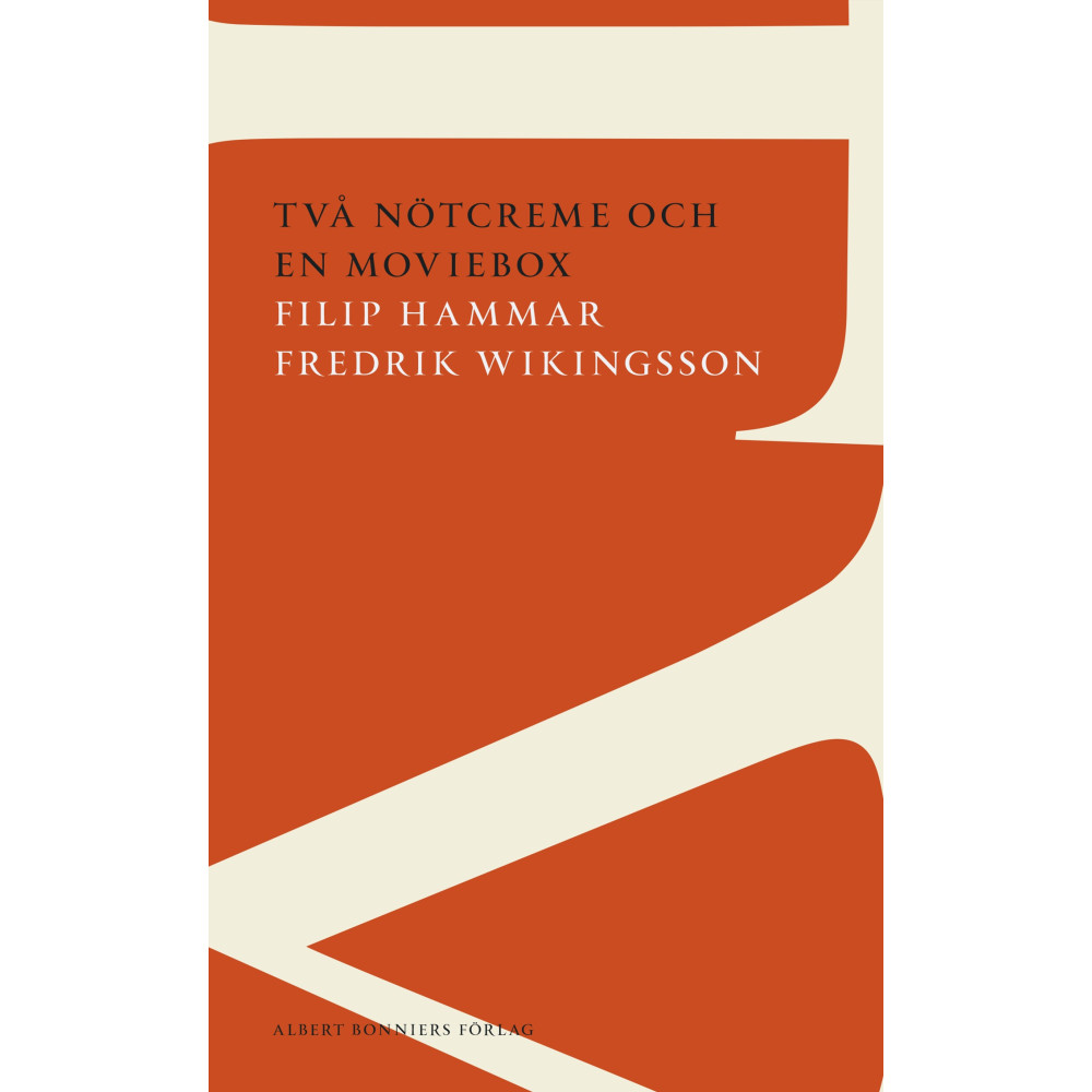 Produktbild för Två nötcreme och en moviebox : hisnande generaliseringar om vår uppväxt i DDR-Sverige (häftad)