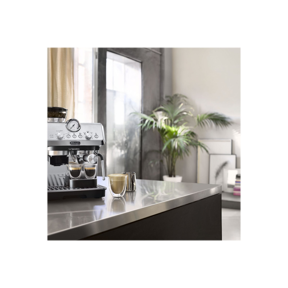 Produktbild för De'Longhi La Specialista Arte EC9155.MB - kaffemaskin med mjölkskummare - 15 bar - svart metall