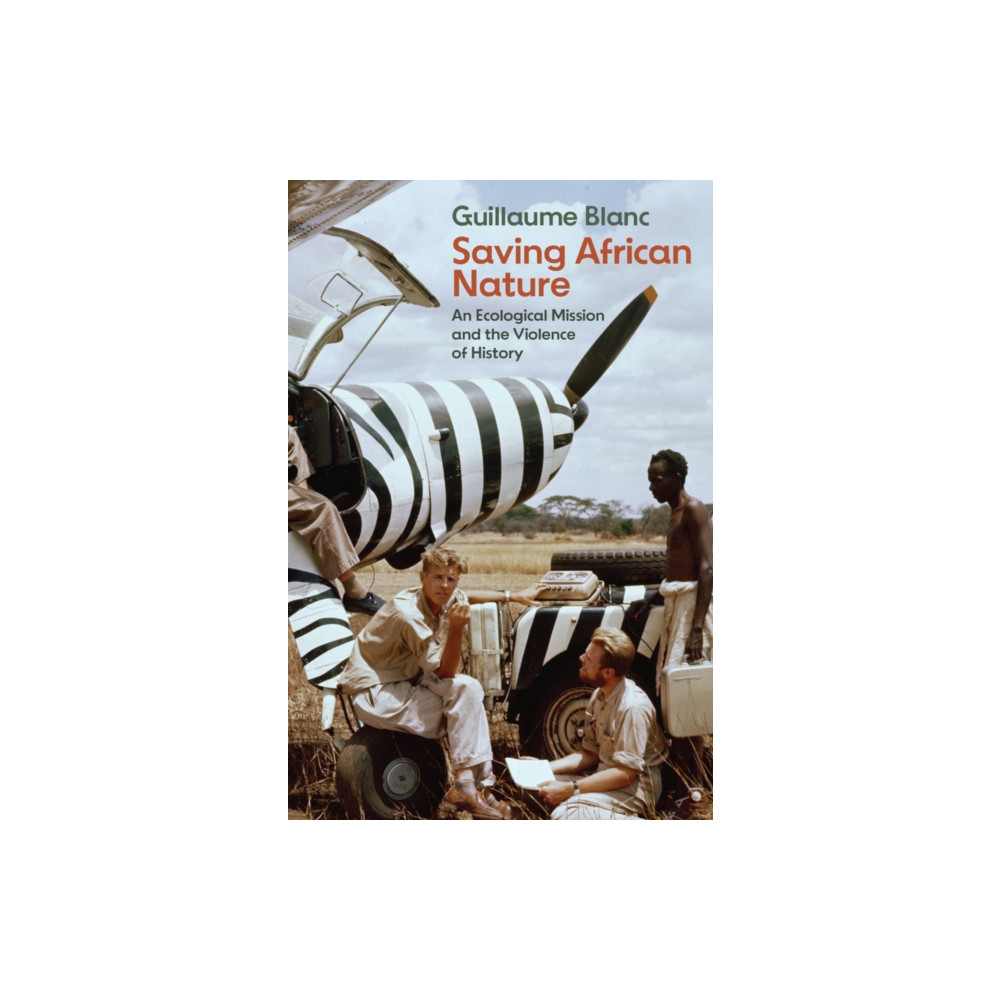 Produktbild för Saving African Nature (häftad, eng)