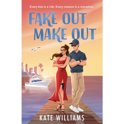 Bonnier Books Ltd Fake Out Make Out (häftad, eng)