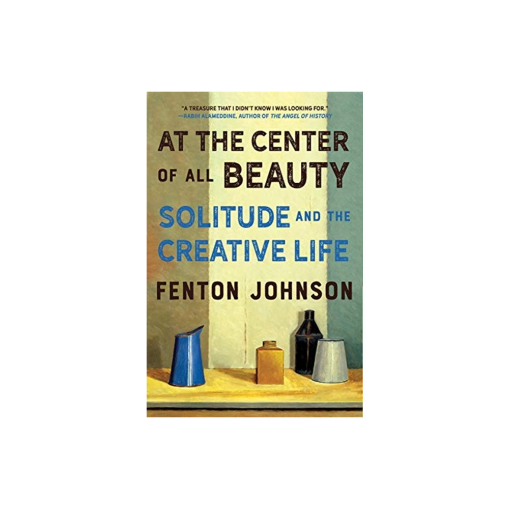 Produktbild för At the Center of All Beauty (häftad, eng)