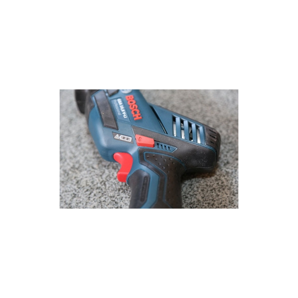 Produktbild för Bosch GSA 10,8 V-LI Professional tigersåg - sladdlös - inget batteri