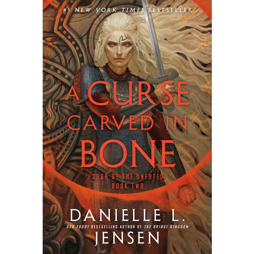 Danielle L. Jensen A Curse Carved in Bone: Book Two of the Saga of the Unfated (häftad, eng)