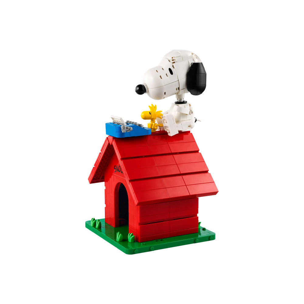 Produktbild för LEGO Ideas 21368 - Jordnötter: Snoppys hundkoja - byggsats