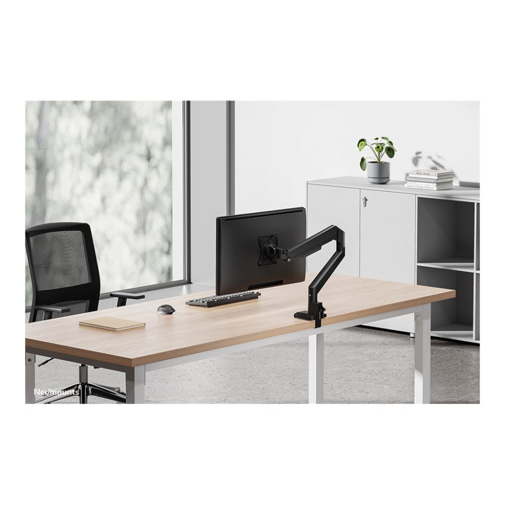 Produktbild för Neomounts NEXT Slim DS70-250BL1 monteringssats - fullständig rörelse - för Bildskärm - svart
