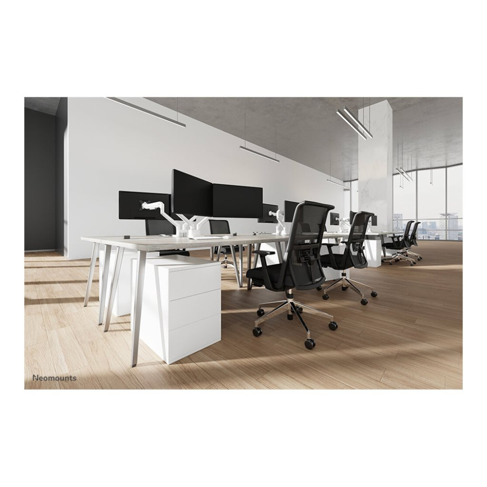 Produktbild för Neomounts NEXT Slim DS70-250WH2 monteringssats - fullständig rörelse - för 2 monitorer - vit