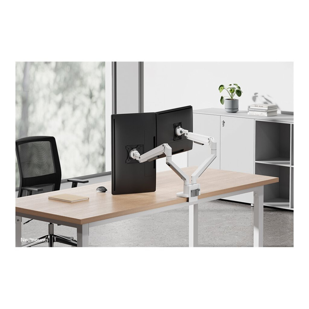 Produktbild för Neomounts NEXT Slim DS70-250WH2 monteringssats - fullständig rörelse - för 2 monitorer - vit
