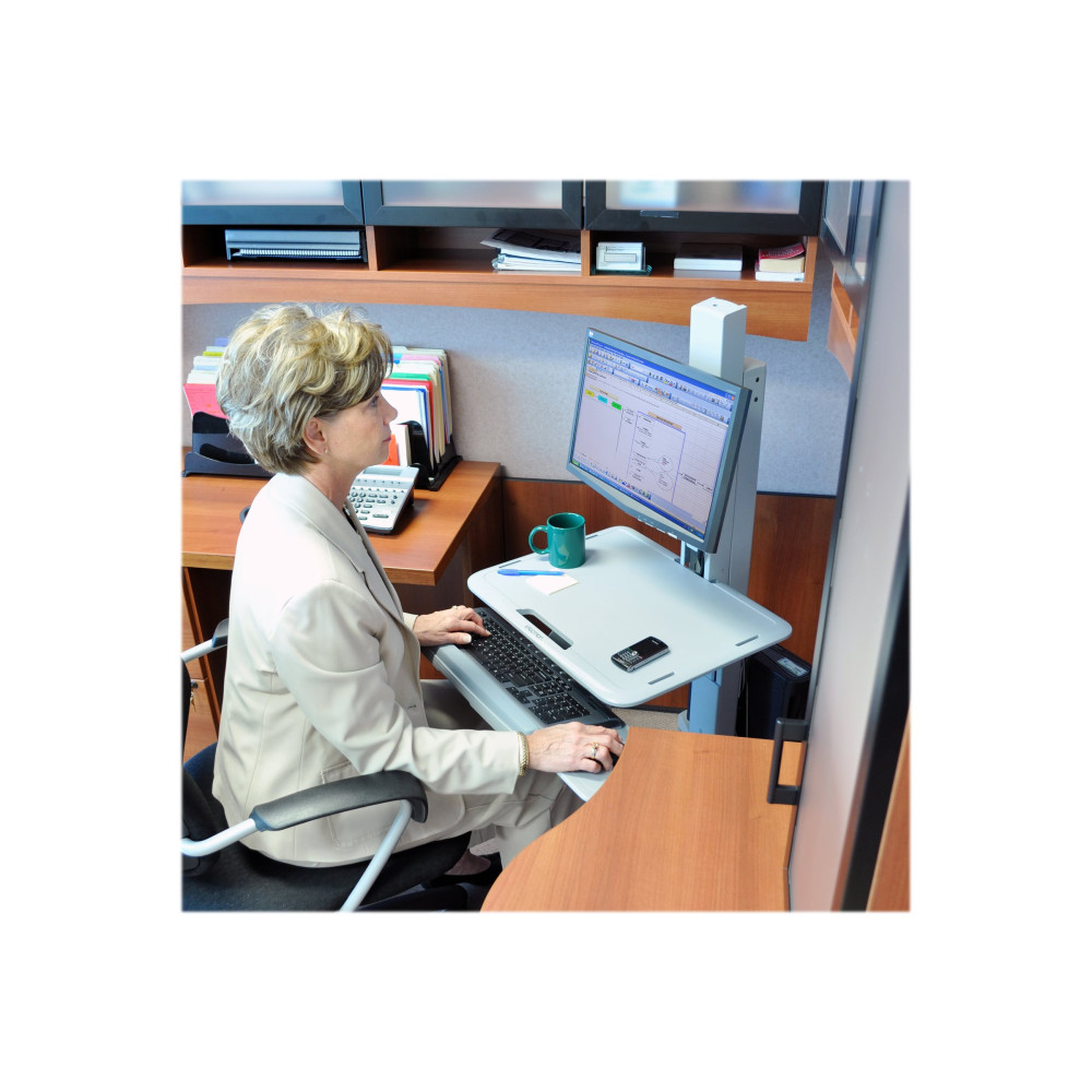 Produktbild för Ergotron WorkFit-C Single LD Sit-Stand Workstation vagn - för LCD-skärm/tangentbord/mus/portföljdator - grå
