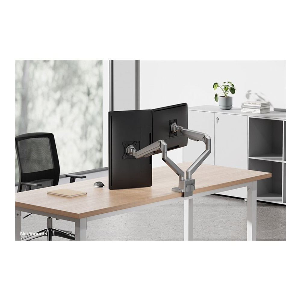 Produktbild för Neomounts NEXT Slim DS70-250SL2 monteringssats - fullständig rörelse - för 2 monitorer - silver