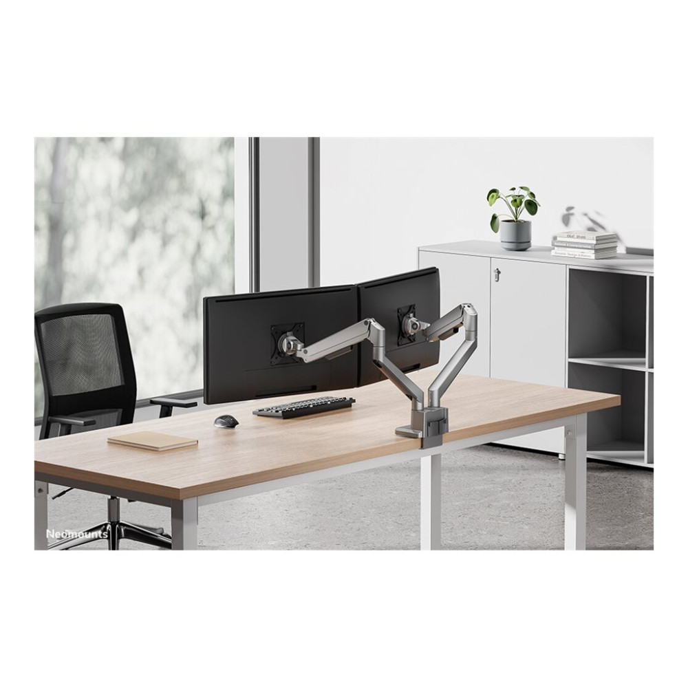 Produktbild för Neomounts NEXT Slim DS70-250SL2 monteringssats - fullständig rörelse - för 2 monitorer - silver