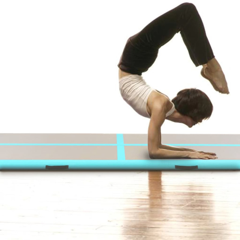 Produktbild för Uppblåsbar gymnastikmatta med pump 600x100x10 cm PVC grön