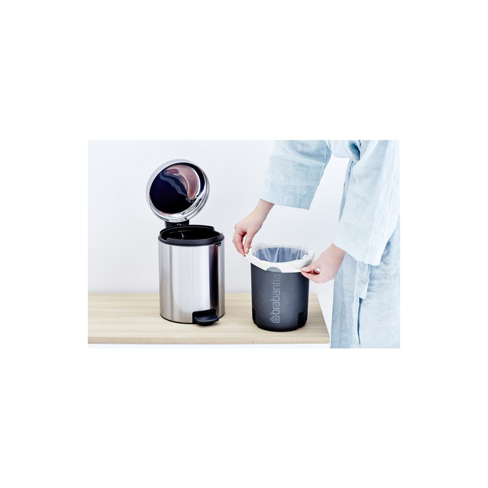 Produktbild för Papperskorg BRABANTIA NewIcon 5L matt