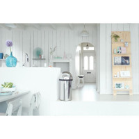 Produktbild för Papperskorg BRABANTIA Push 60L blankstål