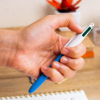 Produktbild för Kulpenna BIC 4 Colours Original 1mm