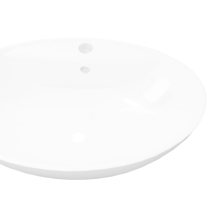 Produktbild för Lyxigt keramisk handfat oval med överflöds- & kranhål