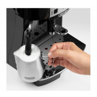 Produktbild för De'Longhi Magnifica S ECAM 22.110.B - automatisk kaffekokare med mjölkskummare - 15 bar - svart